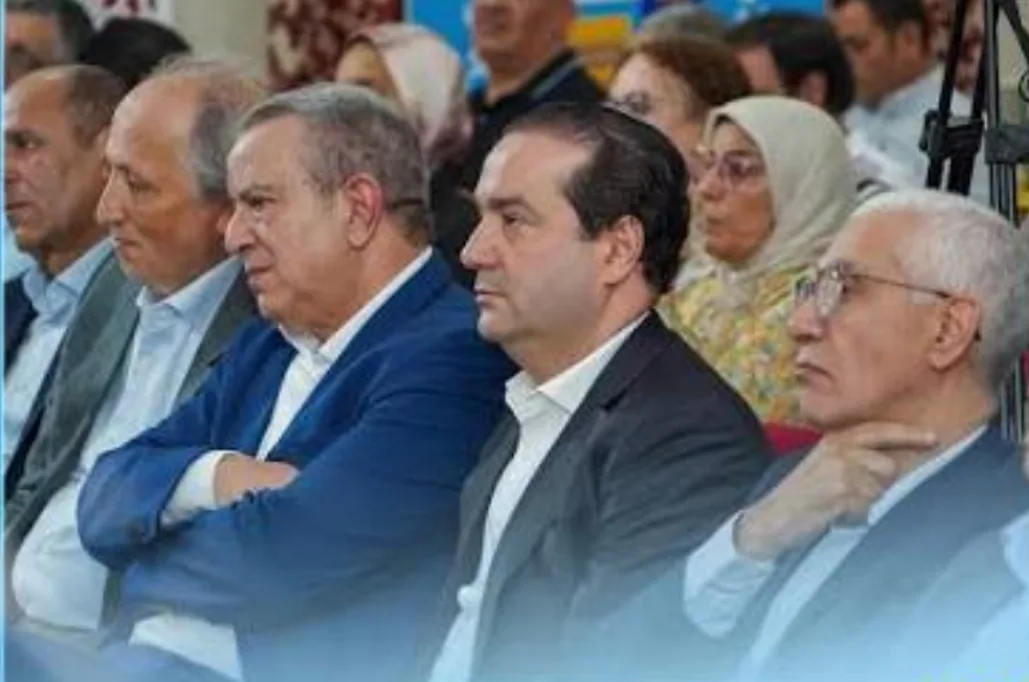 هزة قوية داخل “الأحرار” … قيادي يكشف أسباب التراجع المدوي ويعلن بداية “تنظيف” الحزب من التكنوقراط وانتخاب رئيس جديد استعداداً لـ 2027