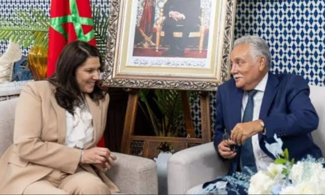 تشكيل أغلبية الحكومة المغربية الجديدة بـ207 مقاعد … وتحالف “الكتلة” يعود إلى الواجهة والاتحاد الدستوري يترقب موقعه