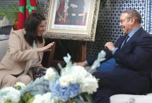 المنصوري تبلغ أوزين في لقاء قصير أن أحزاب في الأغلبية ترفض مشاركة الحركة الشعبية في الحكومة