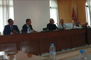 الحسيمة :     “الحريك” نحو إسبانيا يلاحق نائبتين للرئيس وغياب فاطمة السعدي يفتح ملف الكراسي الفارغة