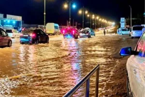 الحسيمة :      أمطار بني بوعياش تضع مشروع التأهيل الحضري تحت المجهر .. أشغال أربعة أشهر تواجه أول اختبار