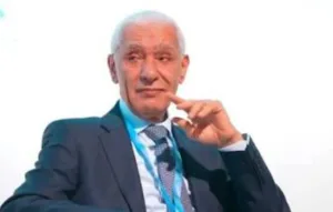 “إيه يا ليام” … بعد سقوط حزبه المدوي :        الطالبي العلمي ينافس بايتاس على رئاسة فريق الأحرار بمجلس النواب