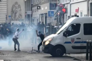 فرنسا تحت صدمة أعمال شغب واسعة … أكثر من 1800 موقوف و1500 متجر متضرر وخسائر بمئات الملايين من اليورو