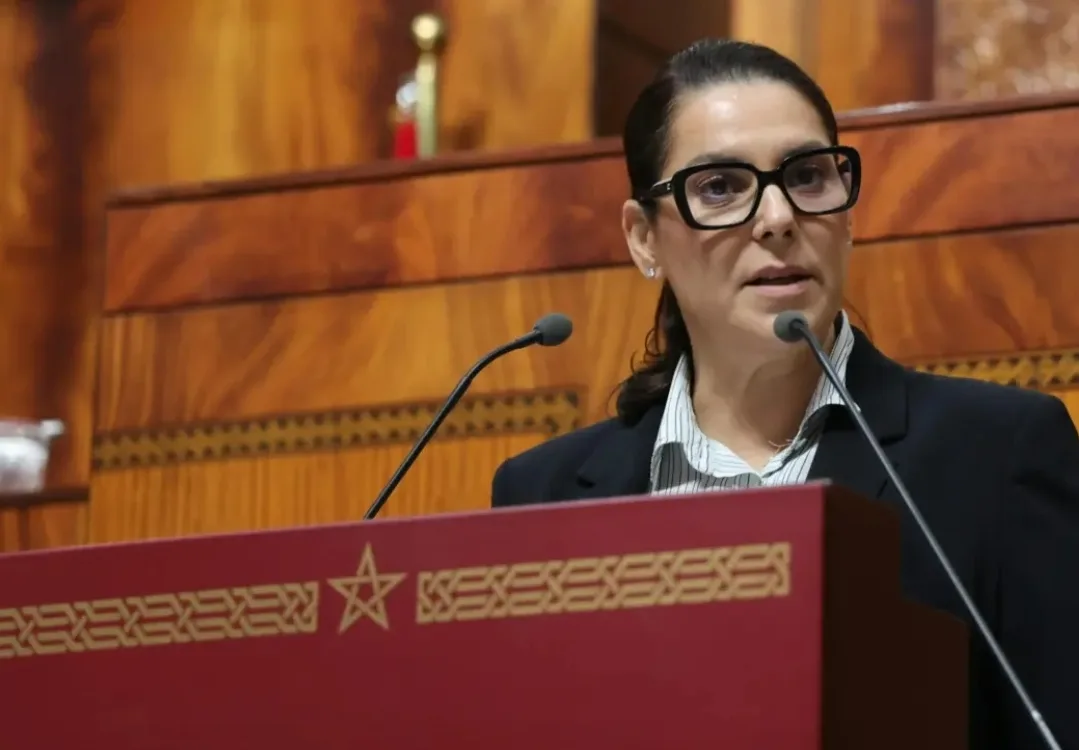 المنصوري ترسم ملامح الاقتصاد المغربي إلى 2031 … نمو بـ5% سنوياً و26 مليون سائح في أفق 2030