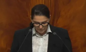 حكومة المنصوري تحت المجهر … وعود الحملة الانتخابية غائبة ومواصلة الإشتغال على أوراش حكومة أخنوش السابقة