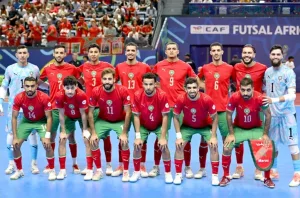 المغرب يسحق مصر بسداسية مدوية ويبعث برسالة رعب في إفريقيا … “أسود القاعة” يفضحون الفارق ويعبرون إلى النهائي بلا رحمة !