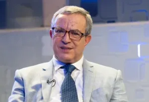 أوجار يدافع عن حصيلة حكومة أخنوش ويوجه رسائل إلى الاستقلال والبام … ويتحدث عن 280 مليار درهم المختفية ؟