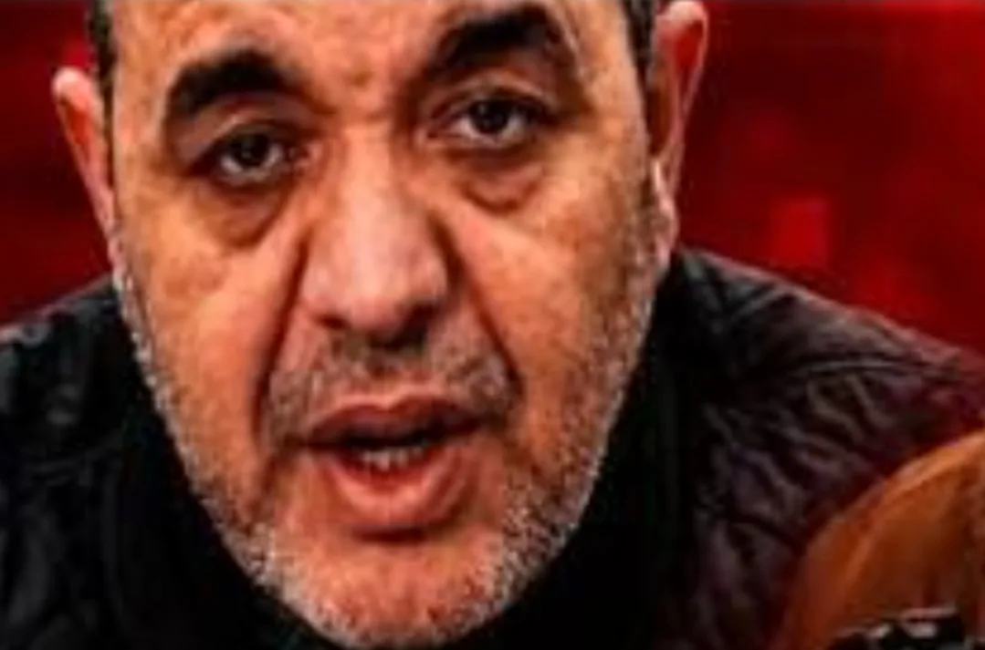 وجدة :      بعد ثلاثة أسابيع من اعتقاله … المقاول المومني يلوّح بكشف أسماء مسؤولين متورطين من داخل السجن