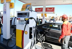 ارتفاع جديد في أسعار الكازوال بالمغرب يصل إلى درهم للتر ابتداء من منتصف هذا الليل