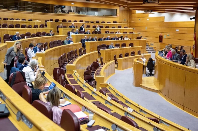 مجلس الشيوخ الإسباني يطالب بإعادة ترسيم الحدود البحرية مع المغرب