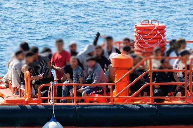 وصول 287 مغربيا إلى لانزاروتي عبر ست رحلات للهجرة غير النظامية