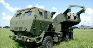 المغرب يعزز ترسانته الصاروخية براجمات HIMARS الأمريكية.. وتعثر SILAM لسنوات يضع إسبانيا أمام اختبار عسكري صعب