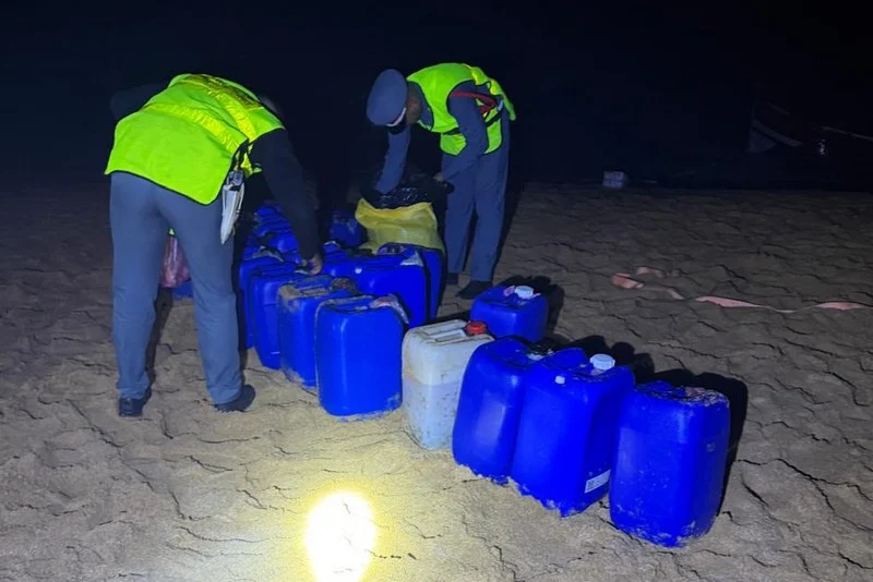 الدرك يحبط محاولة للهجرة غير النظامية بشاطئ أولاد غانم ويوقف 16 شخصا