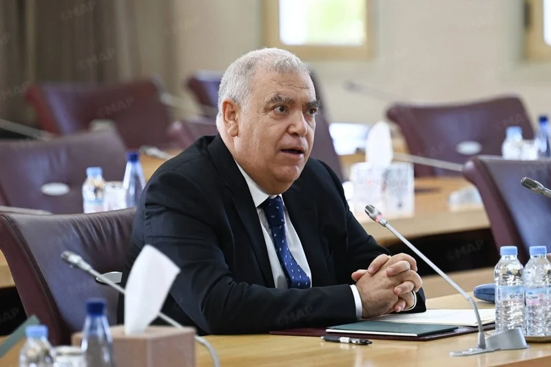 لفتيت يشاور النقابات بشأن انتخابات 2027 وانتداب ممثلي المأجورين