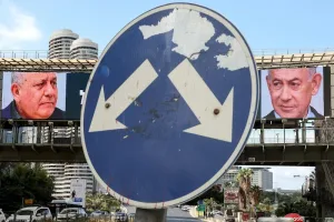 نتنياهو يتوعد السلطة الفلسطينية بمفاجأة ويعلن عملية واسعة في الخليل