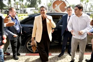 المنصوري تكثف مشاورات تشكيل الحكومة وتعرض مخرجات لقاءاتها على لجنة البام