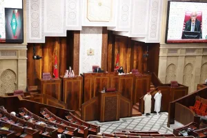 رئاسة مجلس النواب تتحول إلى ورقة حاسمة في تشكيل الأغلبية الجديدة